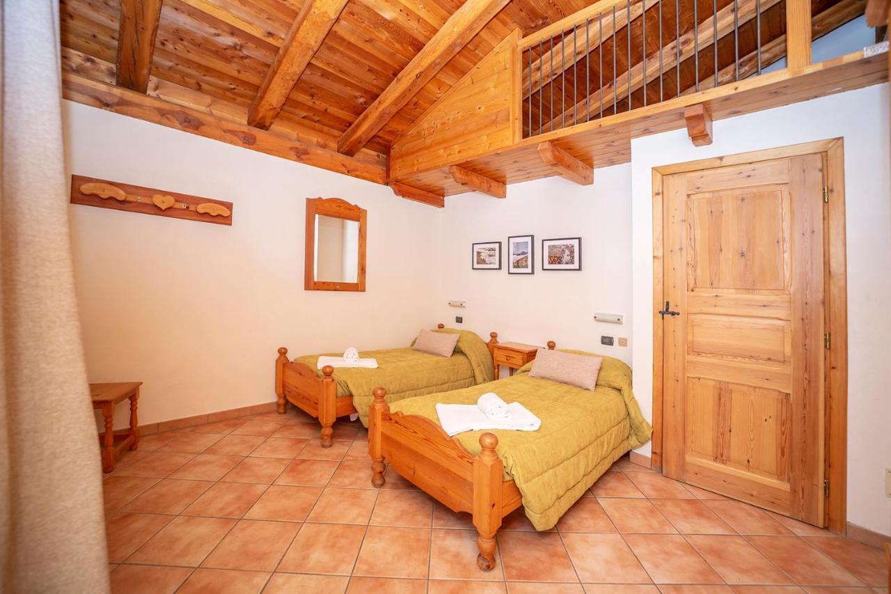 Residence Cascina Genzianella Улькс Экстерьер фото